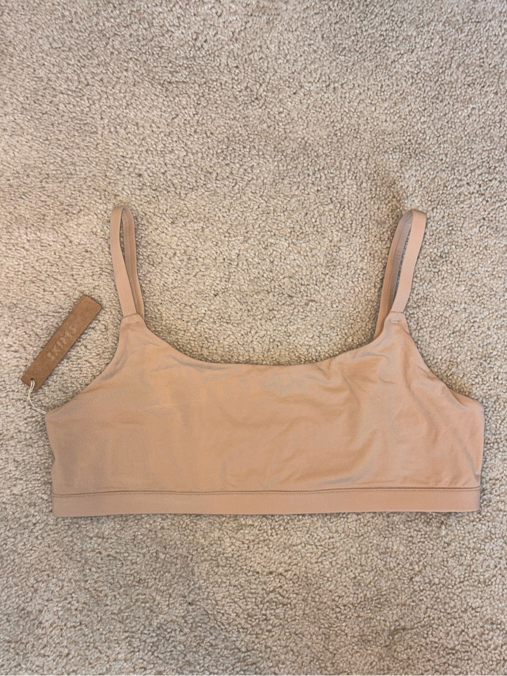 SKIMS Nude Toned Seamless Bralette